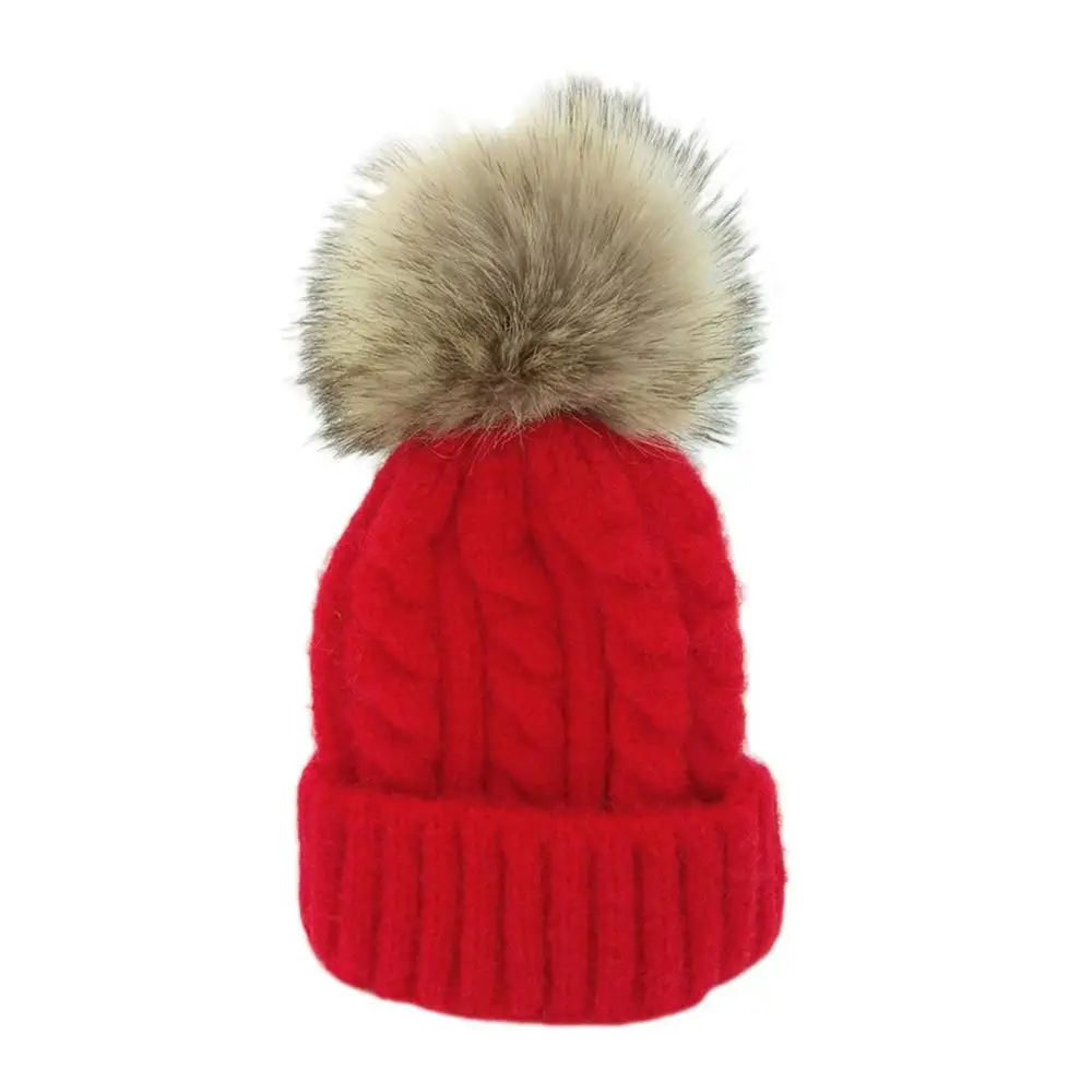 Red for Adult Новая одежда для мамы и ребенка одинаковые тёплые вязаные шапки-бини, Шапки зимние норки с помпонами; детская Головные уборы шляпа шапки A40 - Цвет: Red for Adult