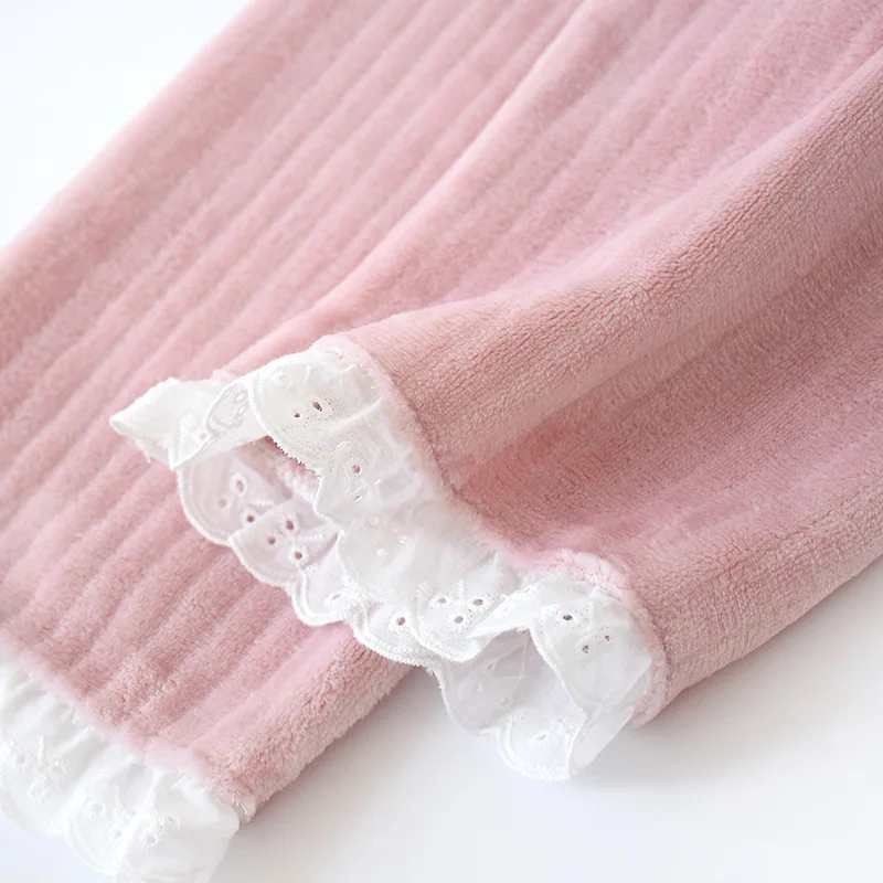 12270108242_169592721