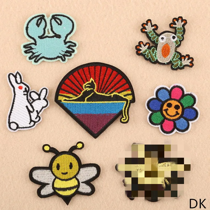 

New arrival 10 pcs Animals Embroidered patches iron on badge Motif hat bag garment shoe diy Applique embroidery accessory
