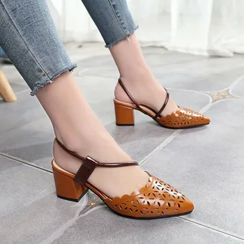 

Summer New Women Suqure High-heeled Pointed Sandals Hollow Air-permeable Leather Ladies Fashion Elegant Slip-on Casual Shoes