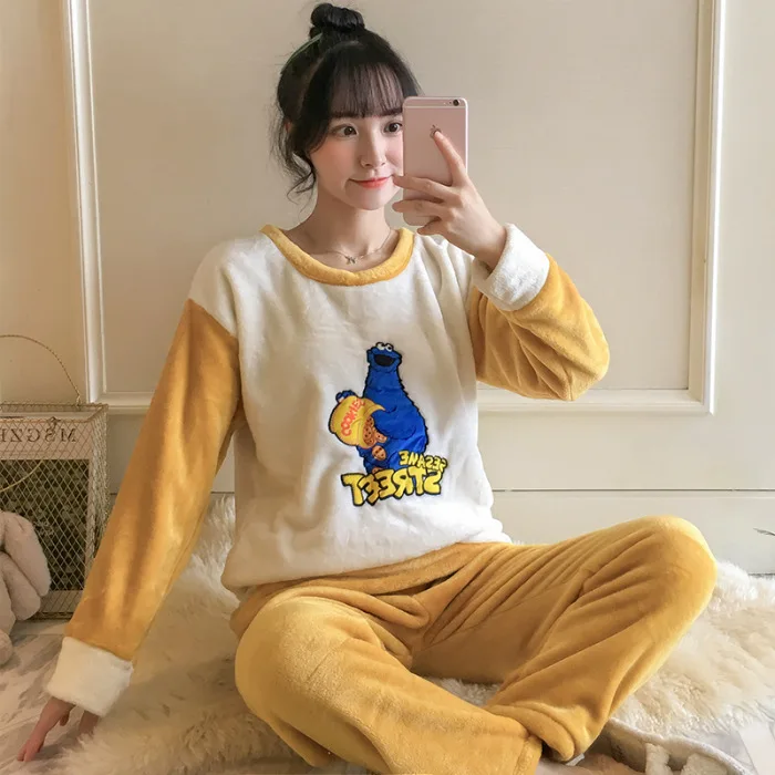 

Autumn And Winter Coral Velvet Pajamas Women's Winter Long Sleeve Warm Thick plus Velvet Plush Cute Flannel Homewear Set