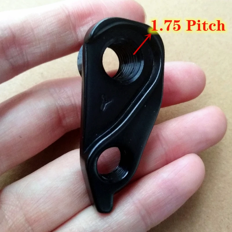 

2pcs Bicycle gear rear derailleur hanger For Norco #913015-001-1 Aurum Alloy Range Carbon Sight in thread for M12x1.75 Thru Axle