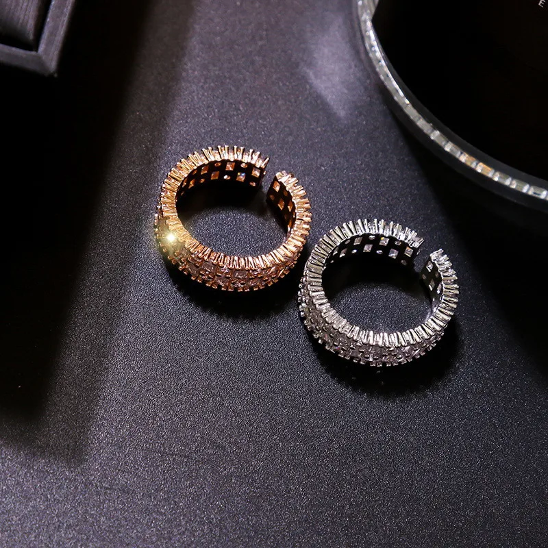 11657568882_1661689113