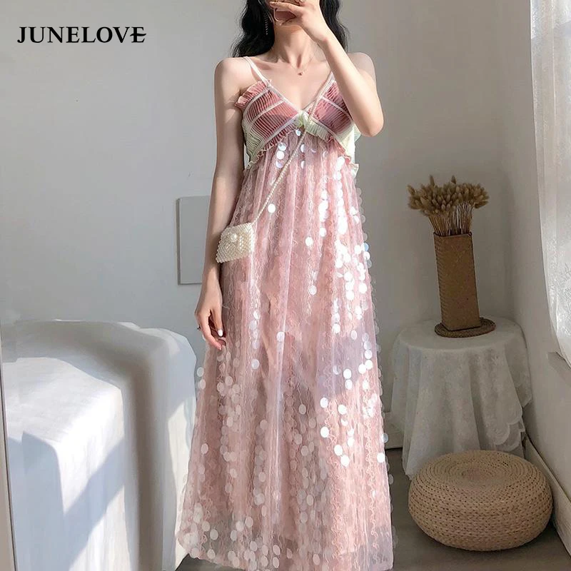 Женское платье без бретелек JuneLove летнее Сетчатое с цветочной вышивкой розовое