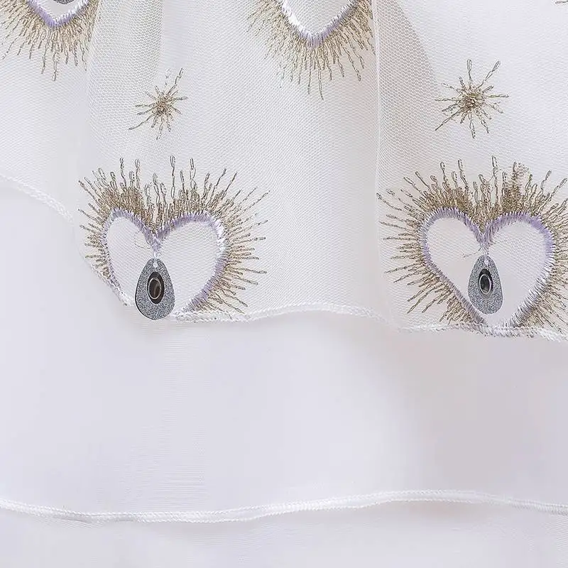 Платье для маленьких девочек с вышитым золотым сердцем; коллекция года; детская Рождественская одежда принцессы; элегантные вечерние платья для свадьбы