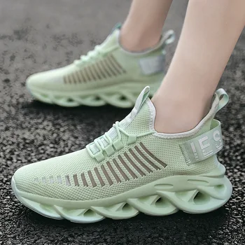 

Breathable Sneakers Comfortable Mesh Men Sport Shoes Outdoor Non-slip Wear-resistant Casual Running Shoes