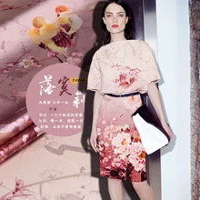 Шелковый стрейч атласа 118 см Ширина 19 momme/чистого шелка ткань для пошива платьев позиционирования