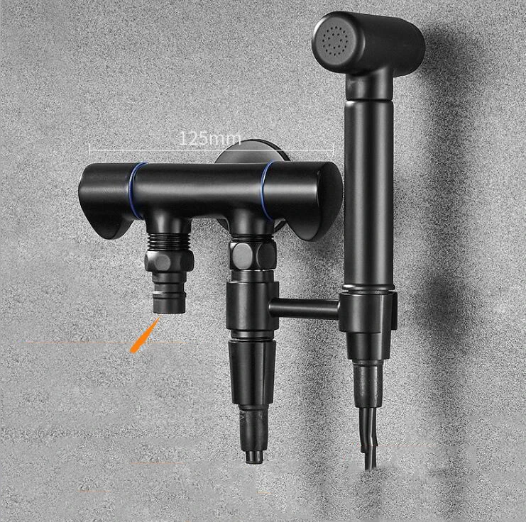 Черный Многофункциональный треугольный клапан три способа утолщения воды запорный клапан Туалет бустер стиральная Пистолет наборы B606 - Цвет: Black 1