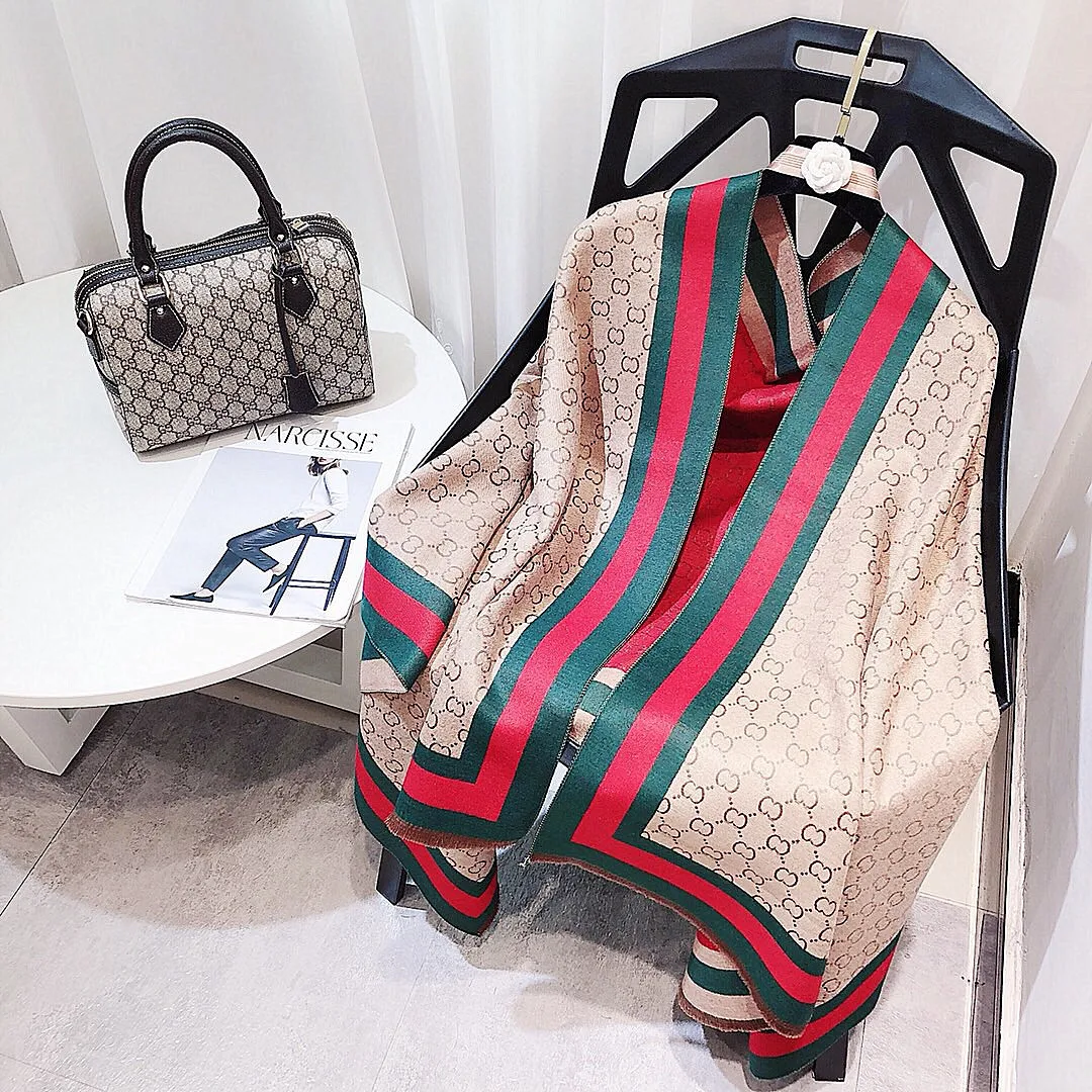 

Cashmere-like pulled scarf in autumn and winter of 2019,New Double-sided Thickened Long Double-c Letter Stripe Warm Shawl Female