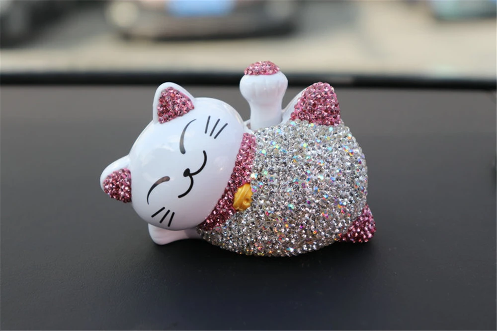 Украшение для автомобиля Lucky Cat, автомобильная кукла с качающейся головой, солнечный бриллиант, аксессуары для салона автомобиля, высокое качество, креативное украшение
