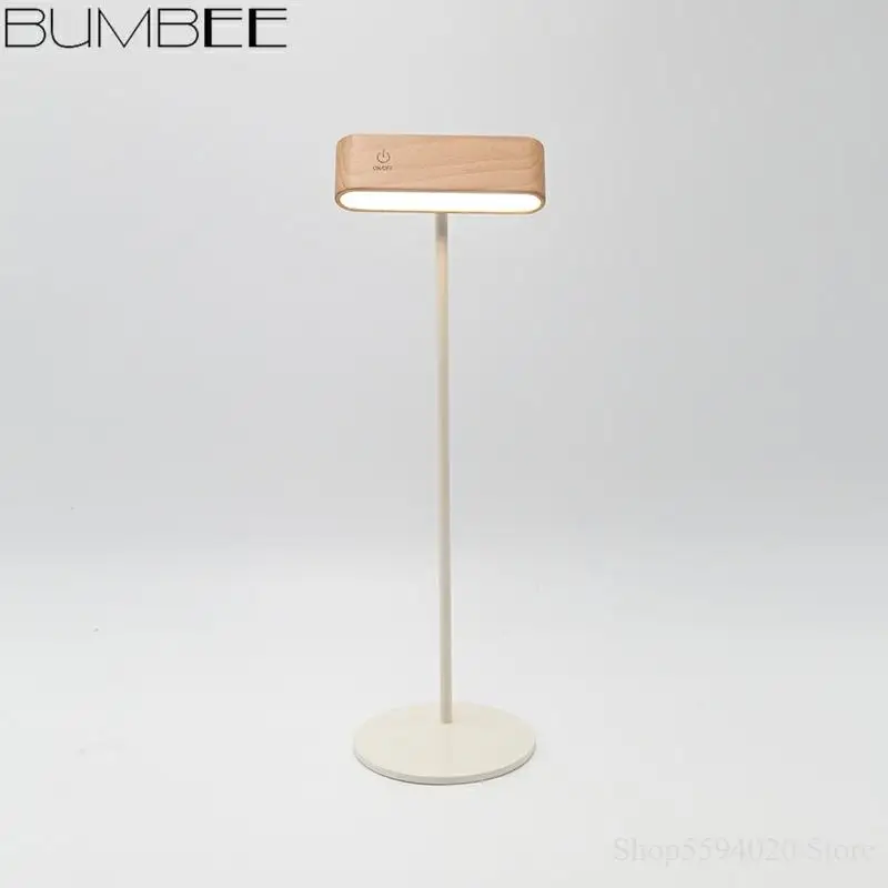 Деревянная прикроватная настольная лампа в скандинавском стиле простой