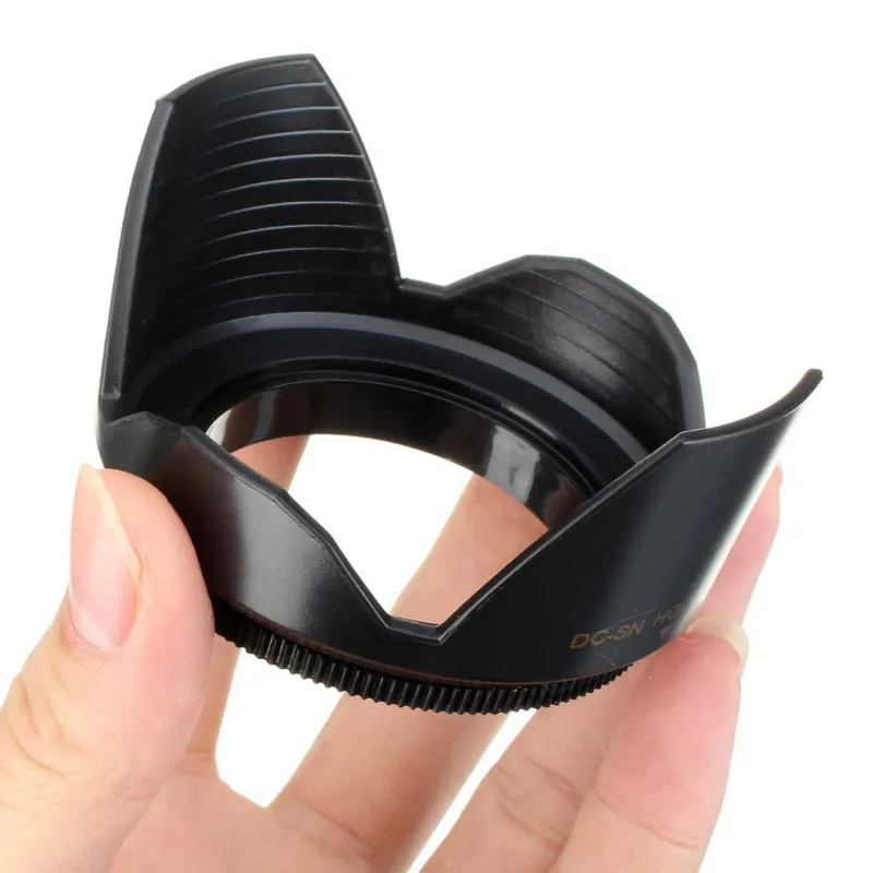 Camera 52mm Flower Lens Hood for Nikon D5200 D5100 D3100 D3200 D3000 and 18-55mm 55-200mm Plastic Camera Accessories