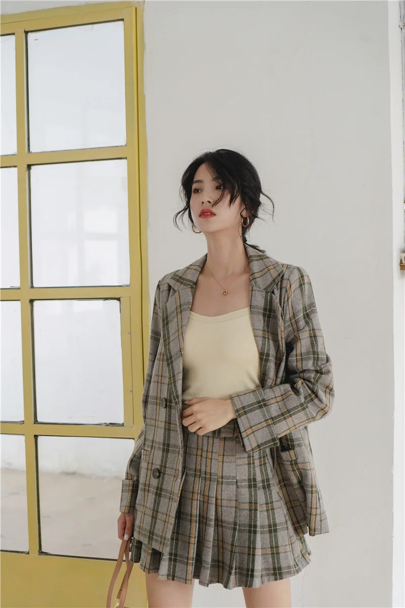 Autumn Korean-style Simple Hong Kong Style Elegant Non-mainstream Retro Plaid Suit Jacket+ Pleated Skirt Short Skirt Two-P