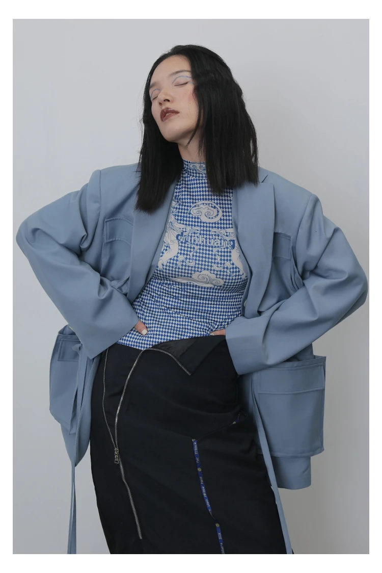 [EAM] Women Blue Spllit Pocket Big Size Trench New V-collar Long Sleeve Loose Fit Windbreaker Fashion Autumn Winter 1H264