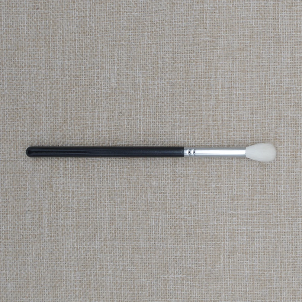 Профессиональные кисти для макияжа ручной работы C06 мягкая кисть растушевки