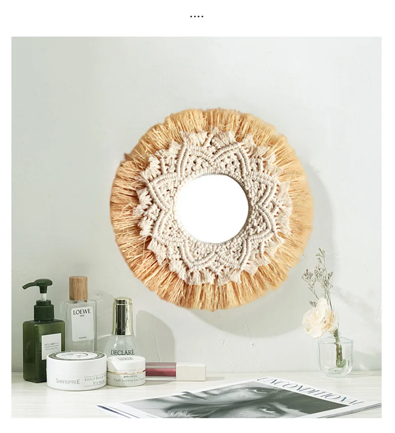 Hand-Woven Straw Wall Hanging Round Mirror