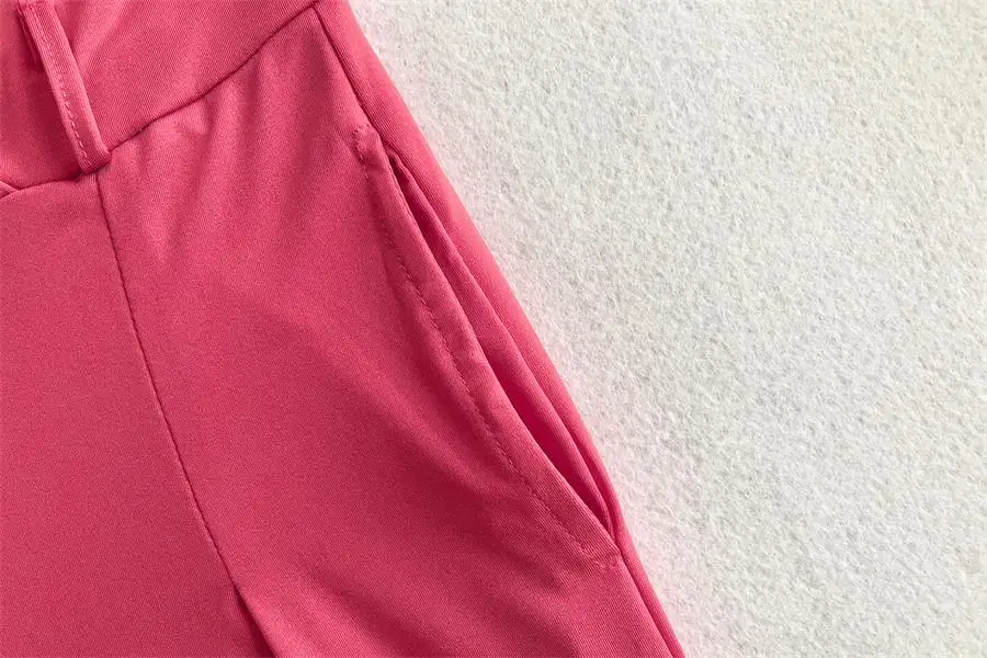 12398618189_237947431