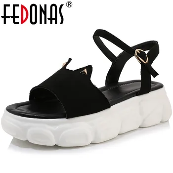 

FEDONAS 2020 Classic Rome Round Toe Platforms Women Sandals Buckle Solid Suede Leather Women Flats New Casual Shoes Woman