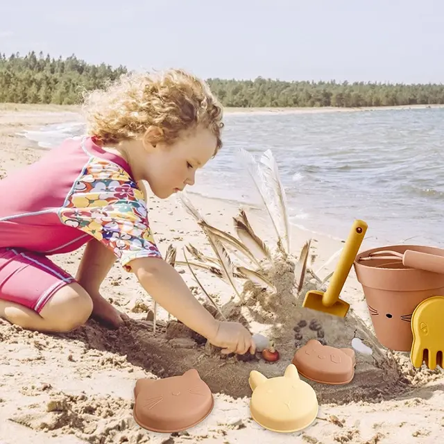 Silicone Children Beach Toys 6 Pieces Kit Baby Summer Digging Sand Tool with Shovel Molds Water Game Play Outdoor Toy Set 2