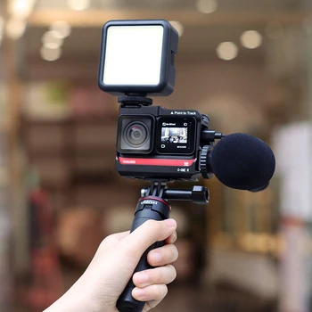 

Ulanzi Metal Cage for Insta360 One R with Cold Shoe for LED Light Microphone Vlog Case insta 360 one r cage