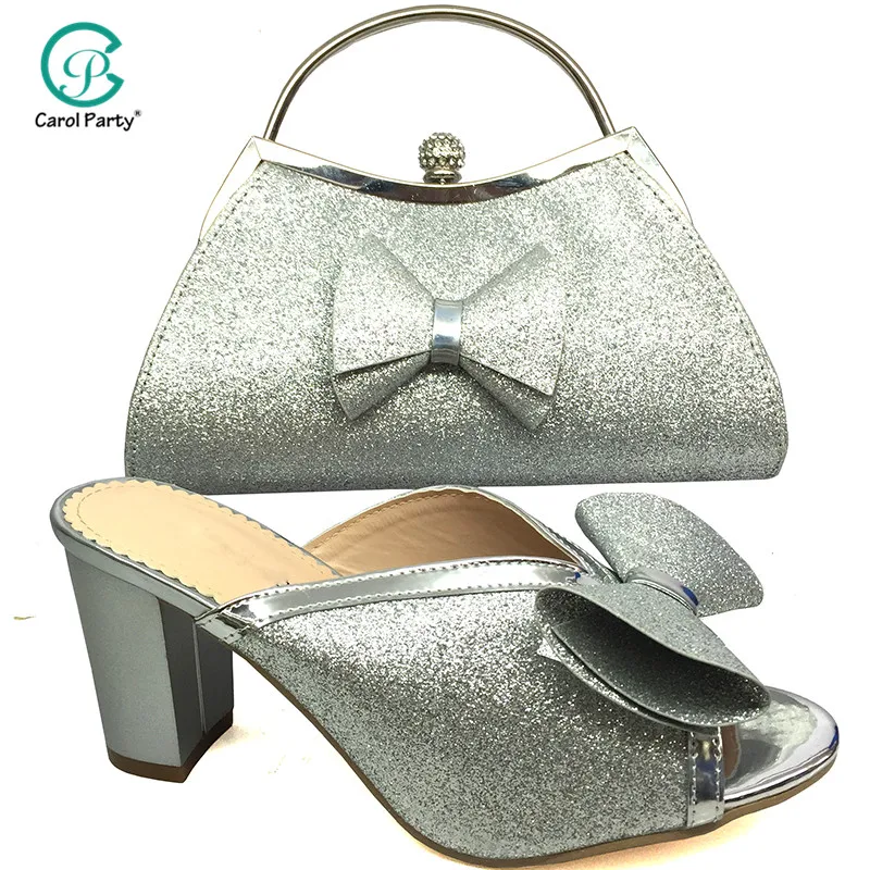 Новейшие женские вечерние босоножки серебристого цвета в нигерийском стиле