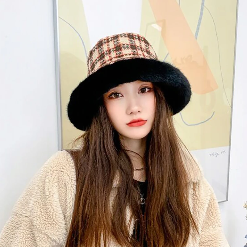 

New Outdoor Plaid Faux Fur Bucket Hats Women Winter Soft Warm Gorros Hat for women