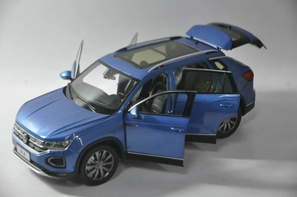 1:18 литье под давлением модель для Volkswagen VW Tayron SUV Игрушечная машина из сплава миниатюрная коллекция подарок TROC T Roc