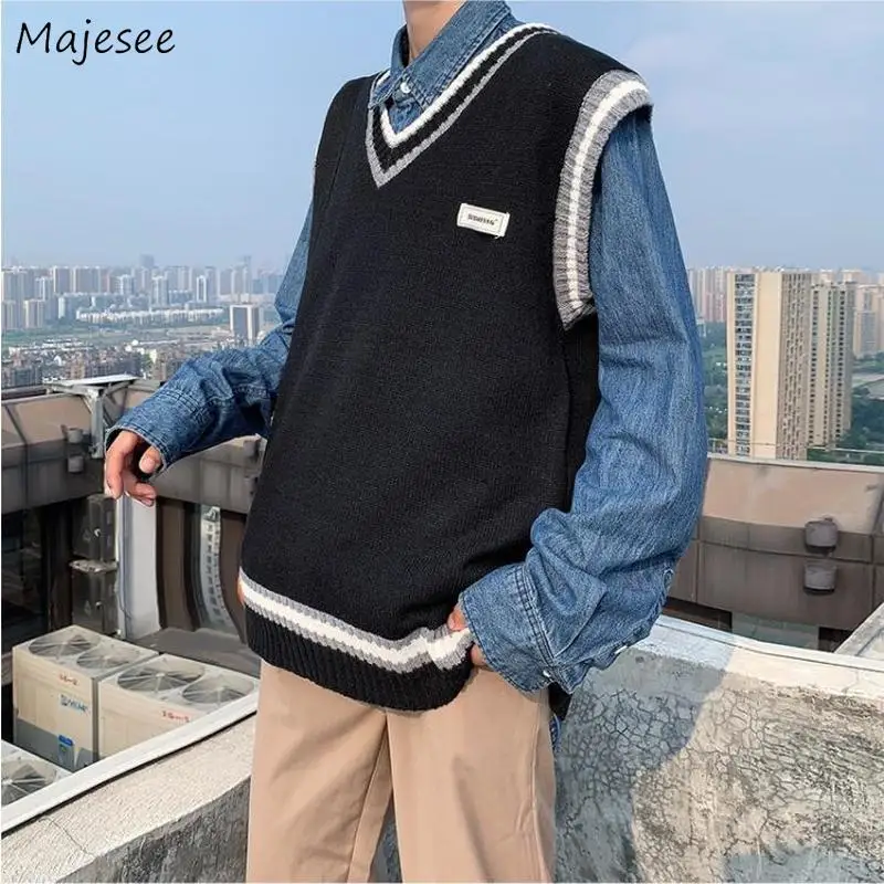 Suéter para hombre, chaleco con diseños de parches estampados, cuello en V, suelto, moda de ocio, elegante, estilo coreano, paneles de punto, prendas de vestir para estudiantes