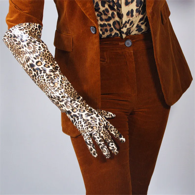 Леопардовые кожаные перчатки 28 см из лакированной кожи Короткая секция из искусственной кожи ярко-коричневые леопардовые женские с животным узором WPU26