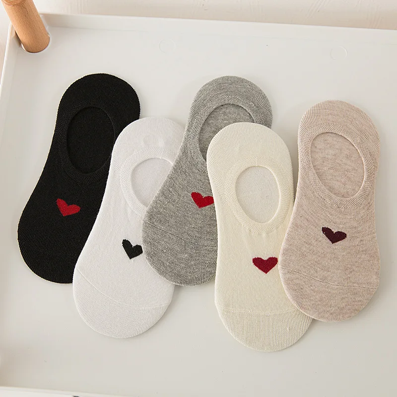 

Fashion Harajuku Cute Cotton Socks Women Solid Color Love Heart Short Invisible Sock For Ladies Funny Girl Happy Ankle Sock Meia