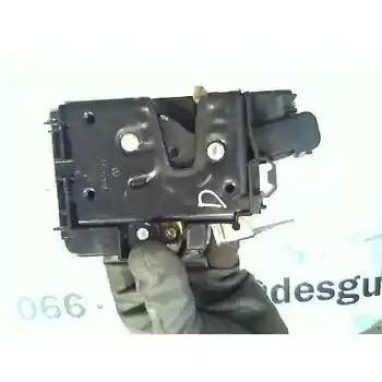

3113905 lock Right Front Door Volkswagen Polo Saloon (6n2) 1.4 Tdi