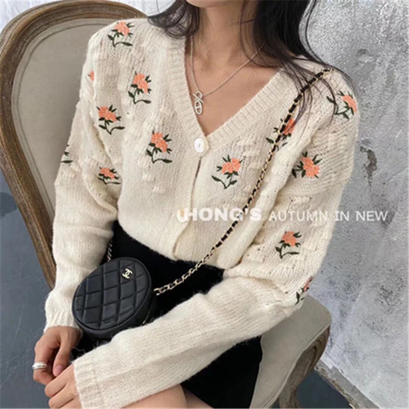 

Crochet Embroidery 3D Flowers Cardigan Women Autumn Casual Sweet V Neck Versatile Fashion Sweater Coat Female Knitted Outwear