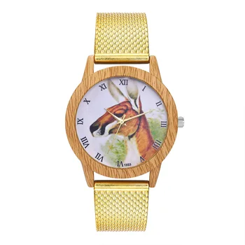 

Luxury Ladies Quartz Watch Mens Golden Silicone Strap Cartoon Kangaroo Pattern Imitation Wood Alloy Dial Watches For Women Gift