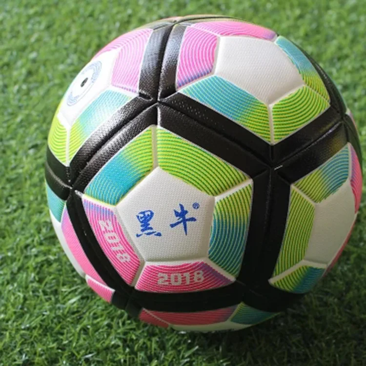 

Young STUDENT'S Football Adult Children 4 Wearable Training Football No. 5 Genuine Leather Foot Feeling Soft Leather PU Game Cro