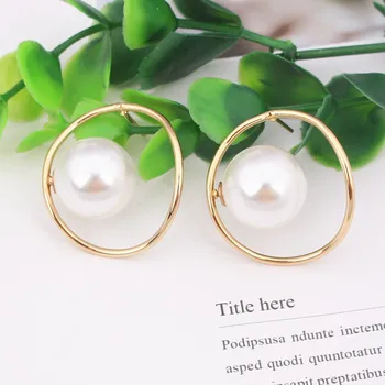 

Korean Big Imitation Pearl Stud Earrings Female Simple Personality Irregular Geometric Metal Gold Color Circle Earrings Jewelry