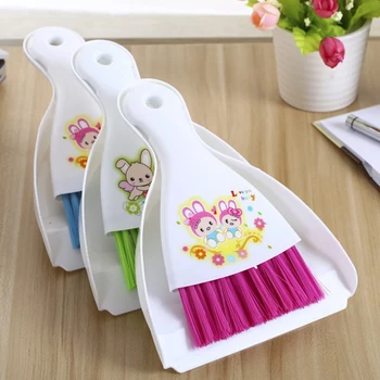 

3pcs/Set Multifunctional Desktop Cleaning Brush Cute Computer Keyboard Brush with Small Broom Dustpan