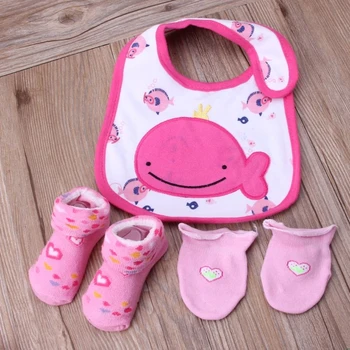 

1 Bag Baby Cotton Bibs Towel Socks Sets Newborn Kids Burp Cloths+Socks +Anti-scratch Gloves Boys Girls Birthday Gift