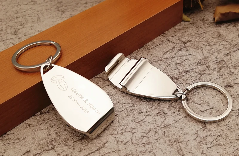 

Free Shipping 50pcs Personalized Wedding Favors And Gifts Bottle Opener & Keychain Wedding Gifts For Guests Wedding Souvenirs