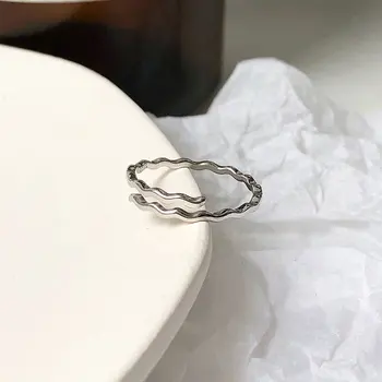 

Turnable titanium steel mesh red ring male personality version personality trend personsimple middle finger decoration single