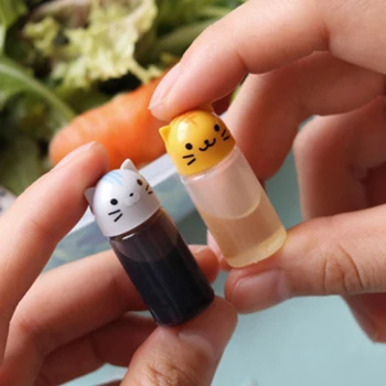 

Mini Ketchup Bottle Portable Small Sauce Salad Dressing Container Bento Box Sauce Squeeze Bottle Seasoning Storage Bottle