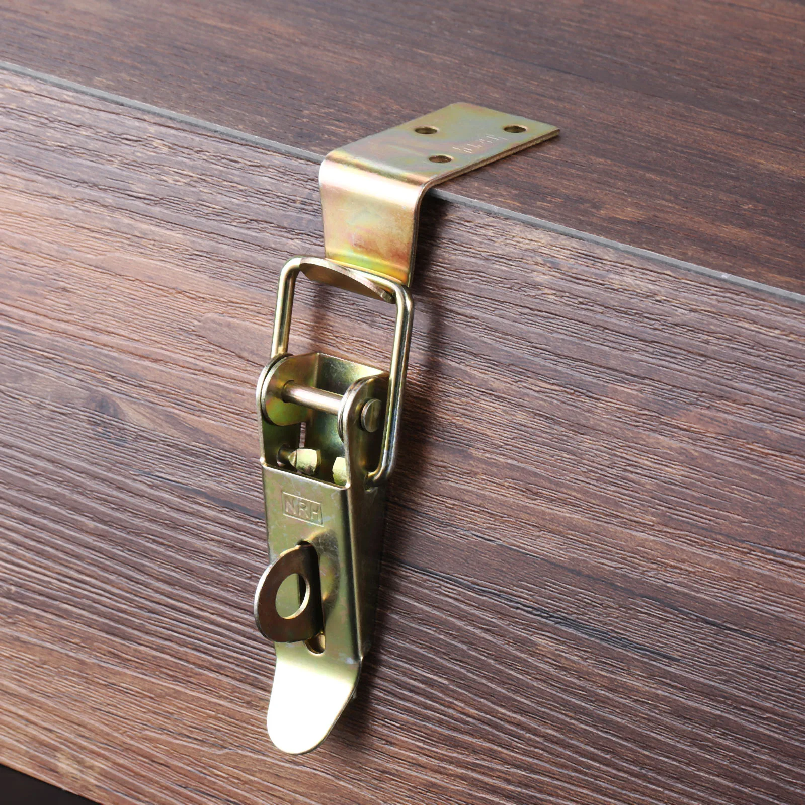 

Truck Tricycle Storage Box Packing Wall Mounted Padlock Right Angle 90 Degree Padlock Wood Box Lock Latch Buckle 99*33mm
