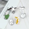 Divertido gatos blanco esmalte Pin rama hoja Banana gatos broche mujeres hombres solapa pines Denim Jeans Placa de dibujos animados joyería regalos ► Foto 3/6