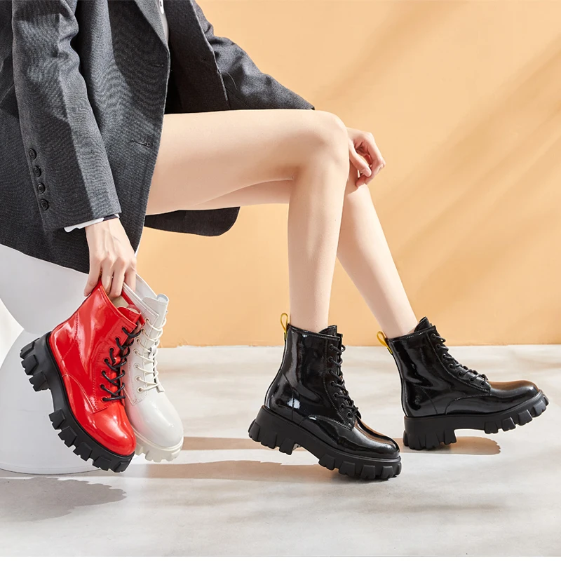 Botas Mujer; коллекция года; женские ботильоны из лакированной кожи; обувь с круглым носком; женская обувь на шнуровке; bottes femme; обувь на среднем каблуке; Zapatos De Mujer; сезон осень