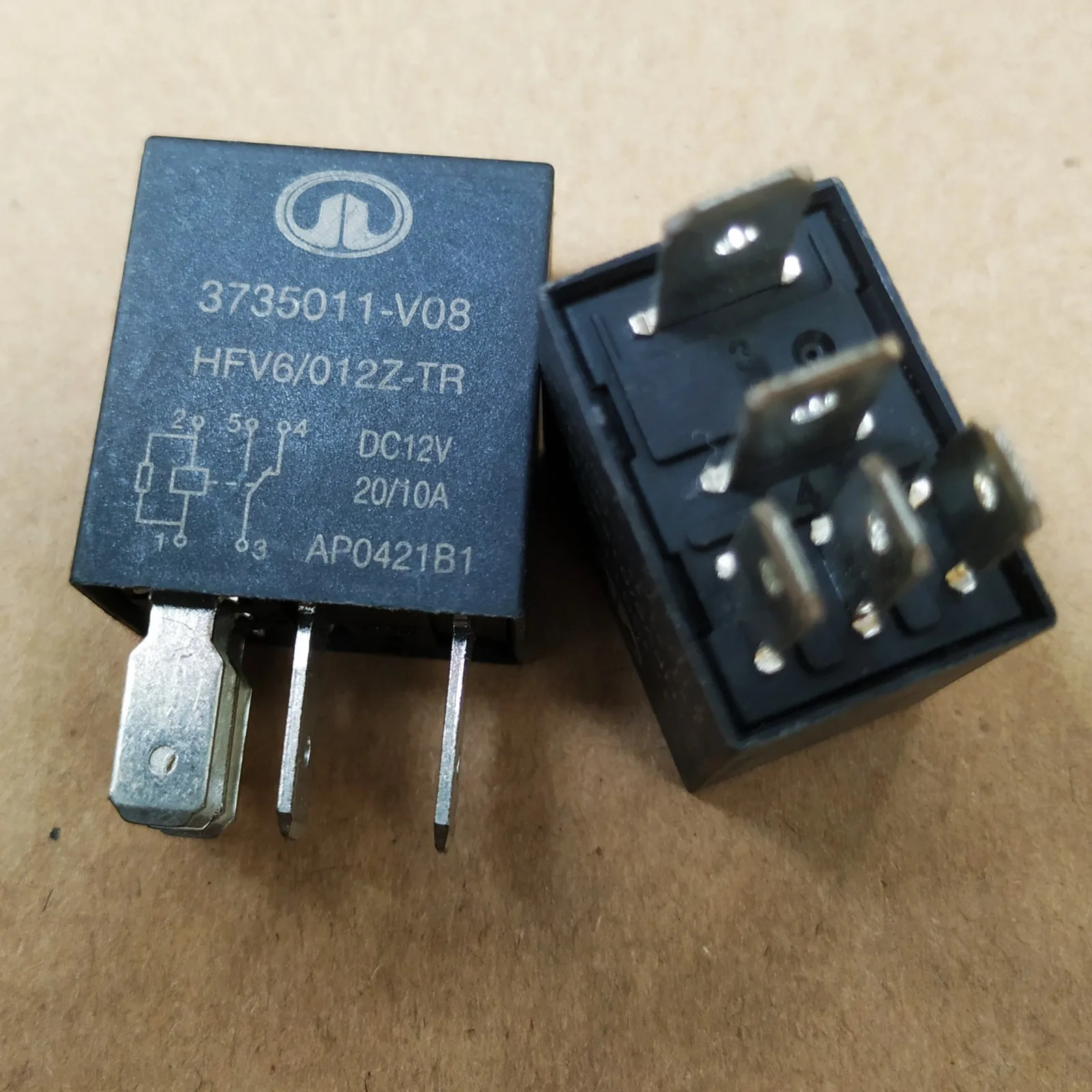 

NEW CAR AUTO 12V relay HFV6 012Z-TR HFV6-012Z-TR 20A 12V 12VDC DC12V 5PIN