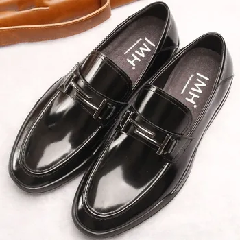 

Luxury Designer Genuine Leather Mens Shoes Casual Flats Fashion Patent Leather Loafers Slip On Party And Wedding Shoes