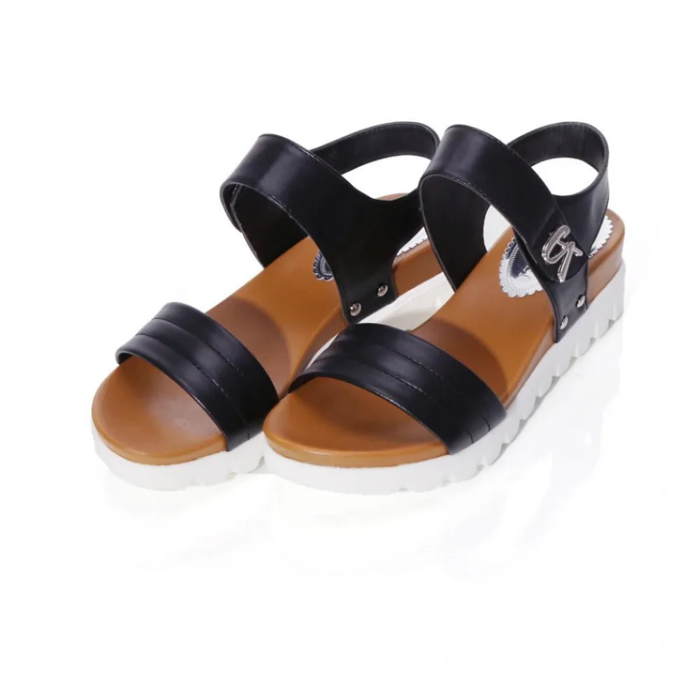 

Vogue Nice Summer Gladiator Sandals Women Aged Leather Flat Fashion Women Shoes Casual Occasions Comfortable The Female Sandals