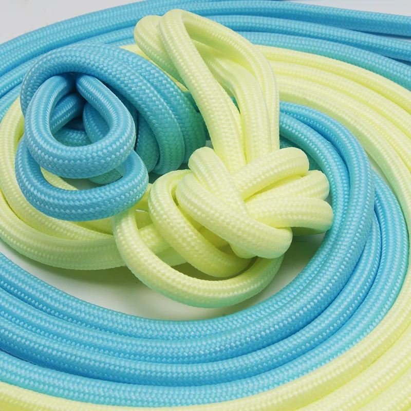 Рисунок 5 - Светящиеся шнурки