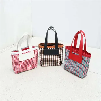 

2020 New Woven Leather Colorblock Portable Rattan Beach Bag Summer Large Capacity Straw Women's Shoulder Bag Fashion Trend