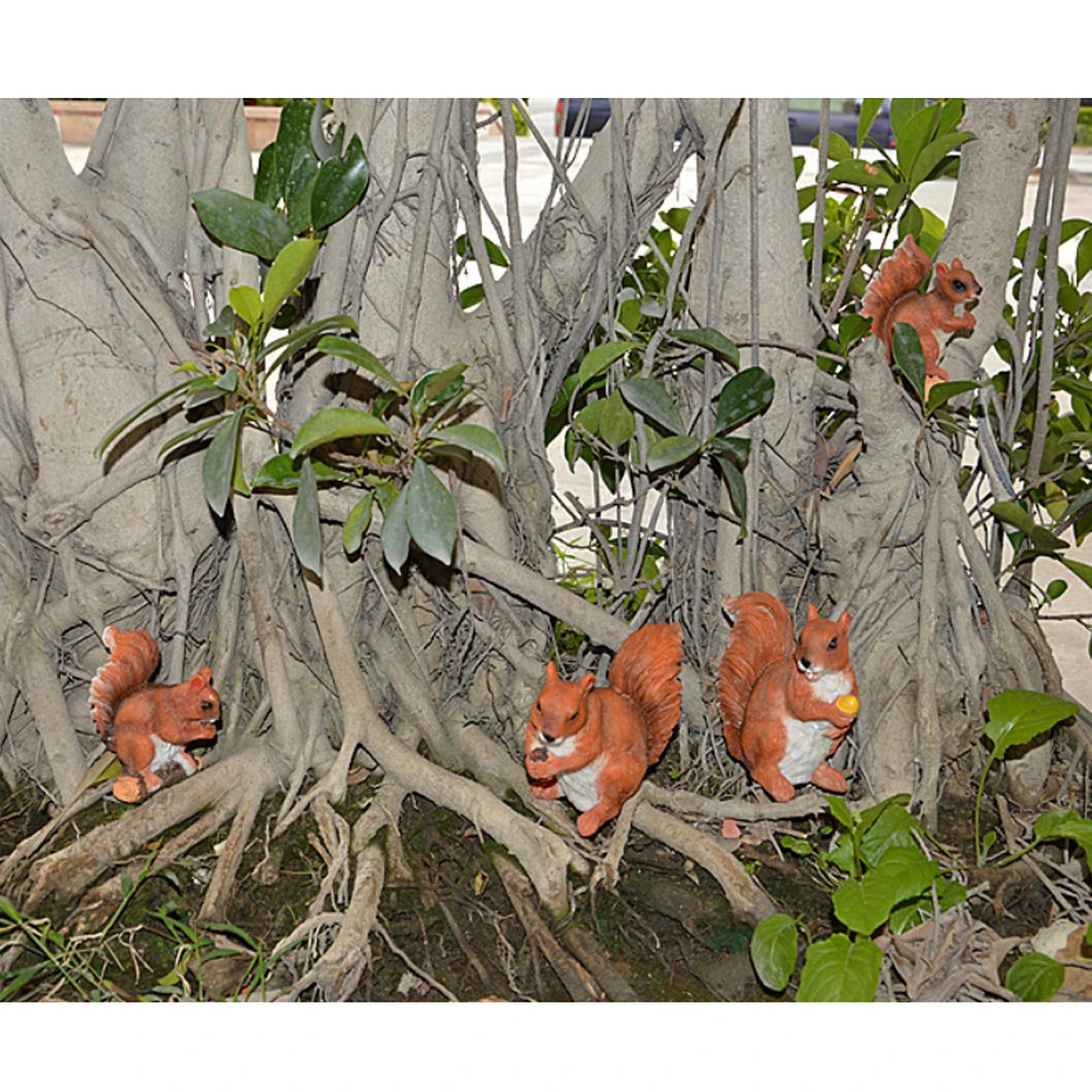 

2 Pieces Miniature Squirrel Sculpture Statue for Home Office Table Decor