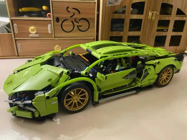 Lego ламборджини не хватает деталей